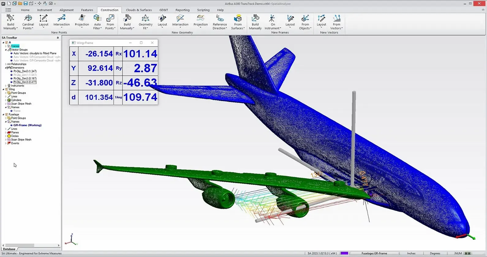 SpatialAnalyzer med 3D-modell av et fly, måleverdier i et live-vindu og strukturtre