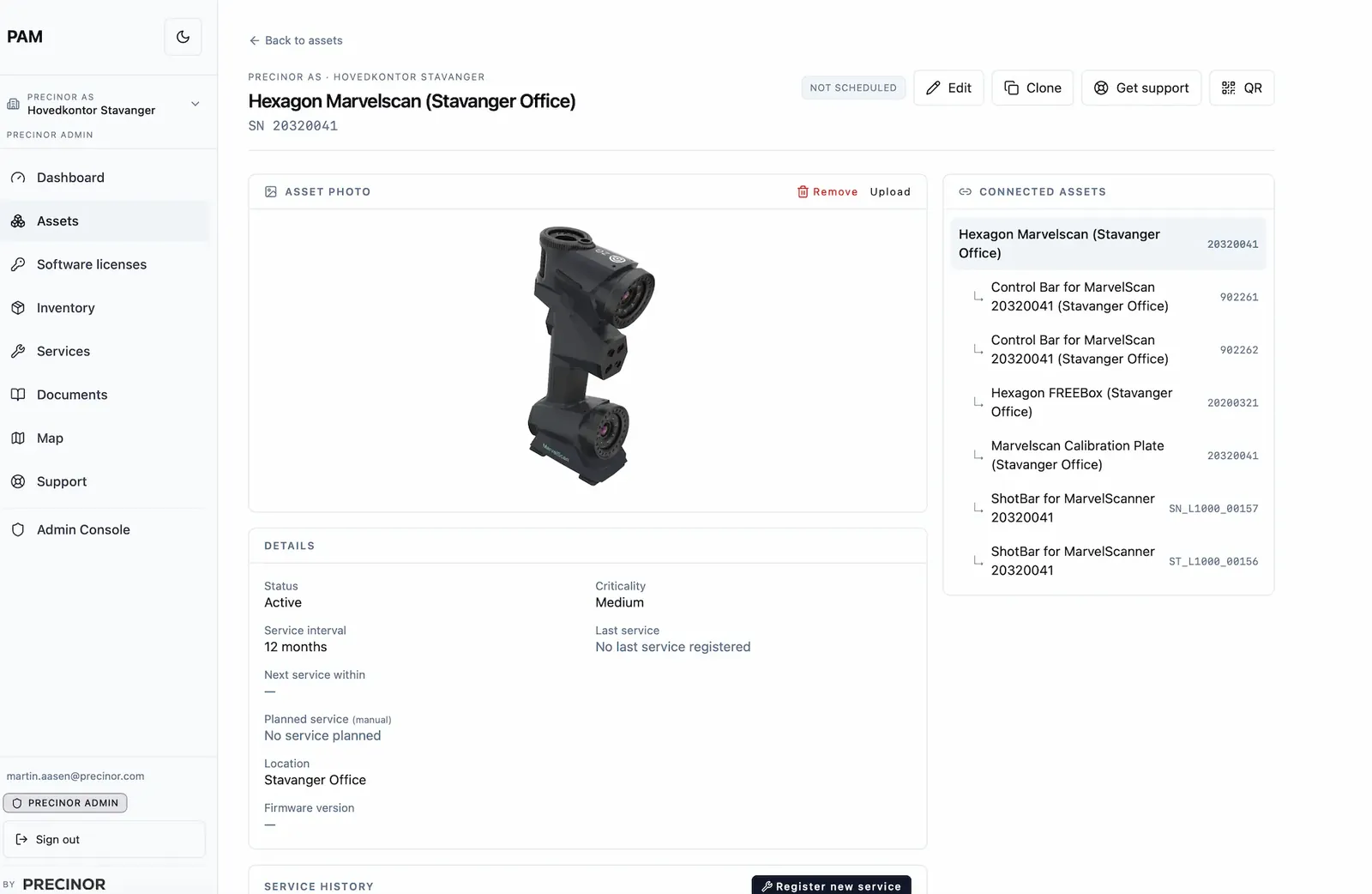 PAM viser en 3D-skanner med serienummer, detaljer, servicestatus og tilkoblet utstyr